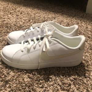 BRAND NEW Nike Sneakers
